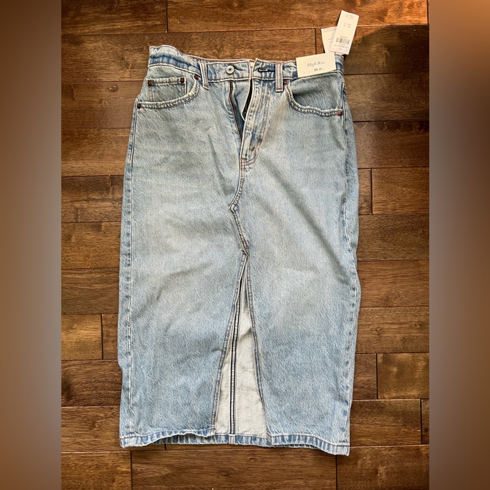 Abercrombie & Fitch denim midi skirt